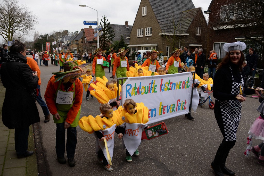 ../Images/Kinderoptocht 2016 017.jpg